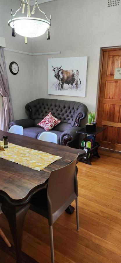 Garden Corner Guesthouse Бофорт Уест Екстериор снимка