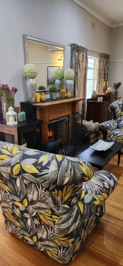 Garden Corner Guesthouse Бофорт Уест Екстериор снимка